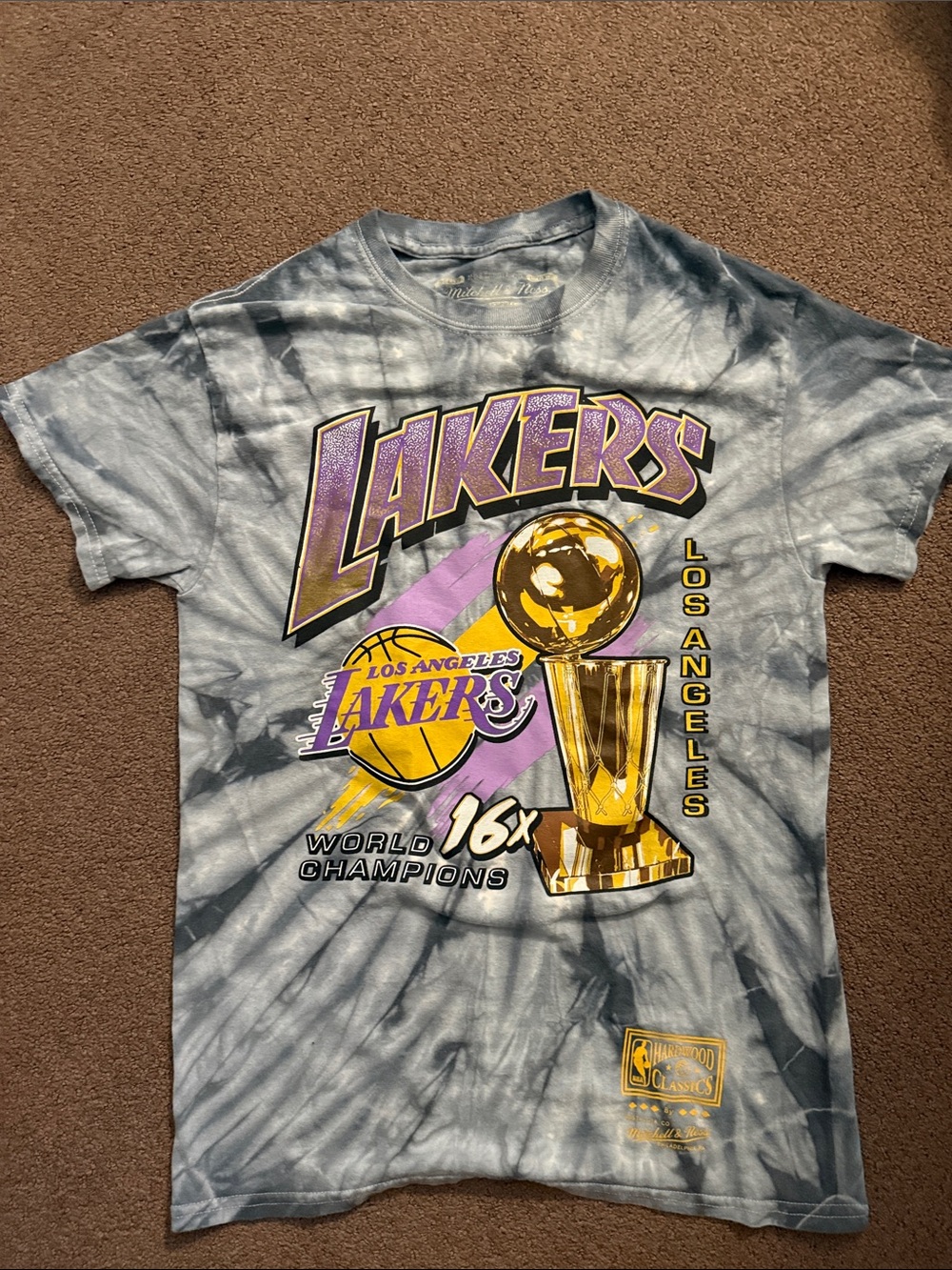 Mitchell & Ness Lakers T-Shirt